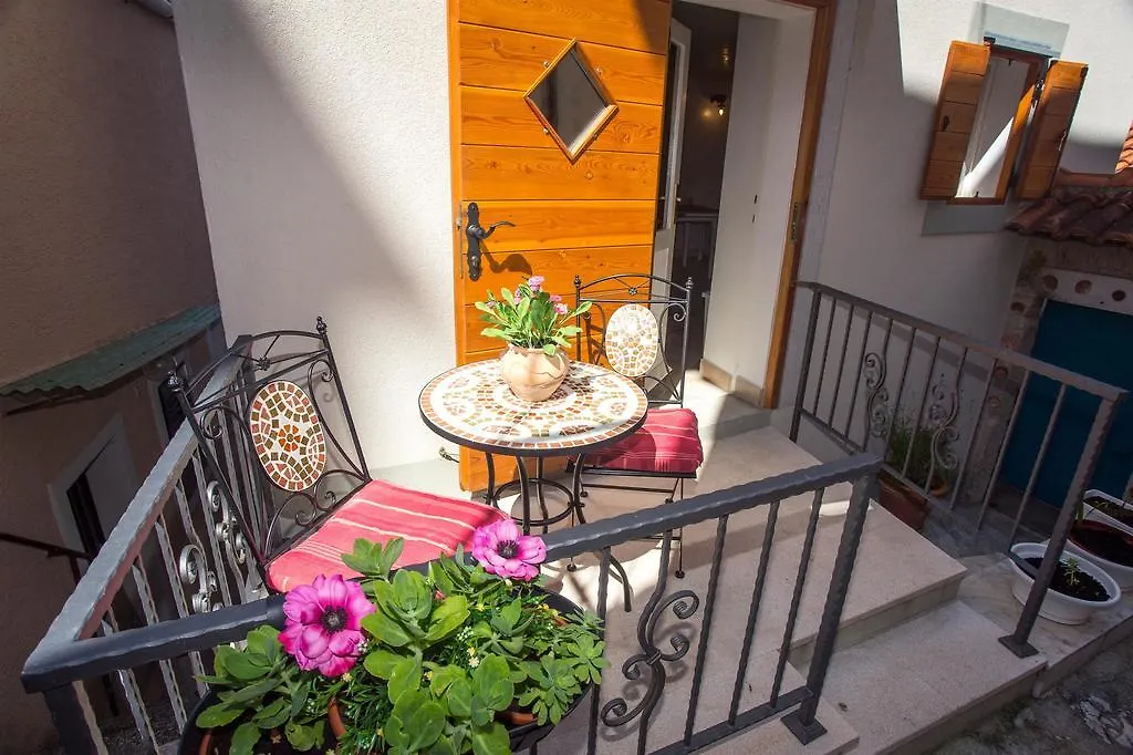 Holiday Home Smokovec Vrbnik